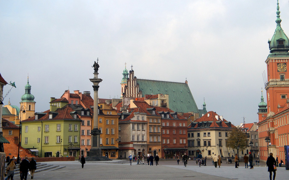 ανοδικά-η-αγορά-της-πολωνίας-2062752