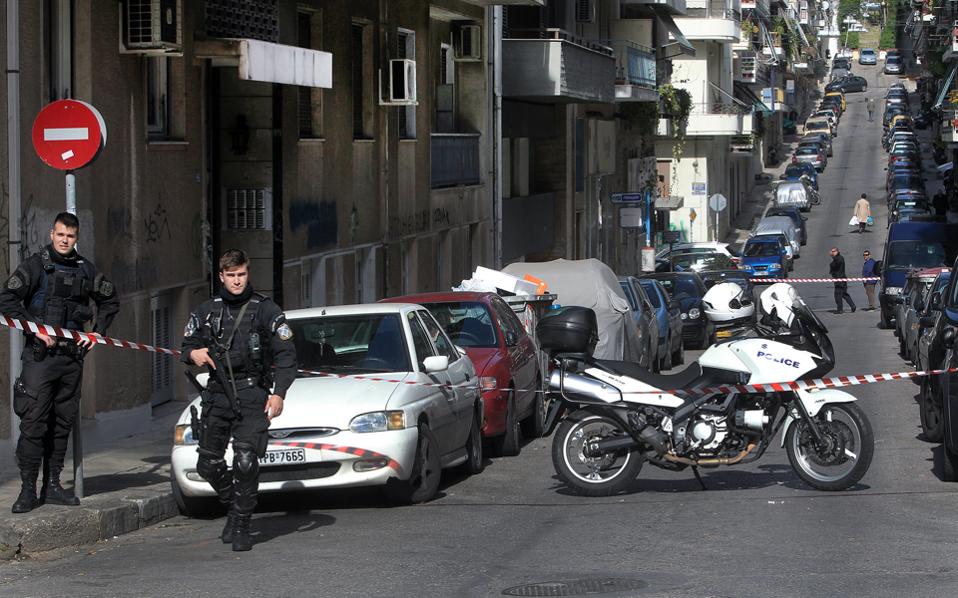 βρέθηκε-μεγάλος-αριθμός-όπλων-και-πυρ-2067066