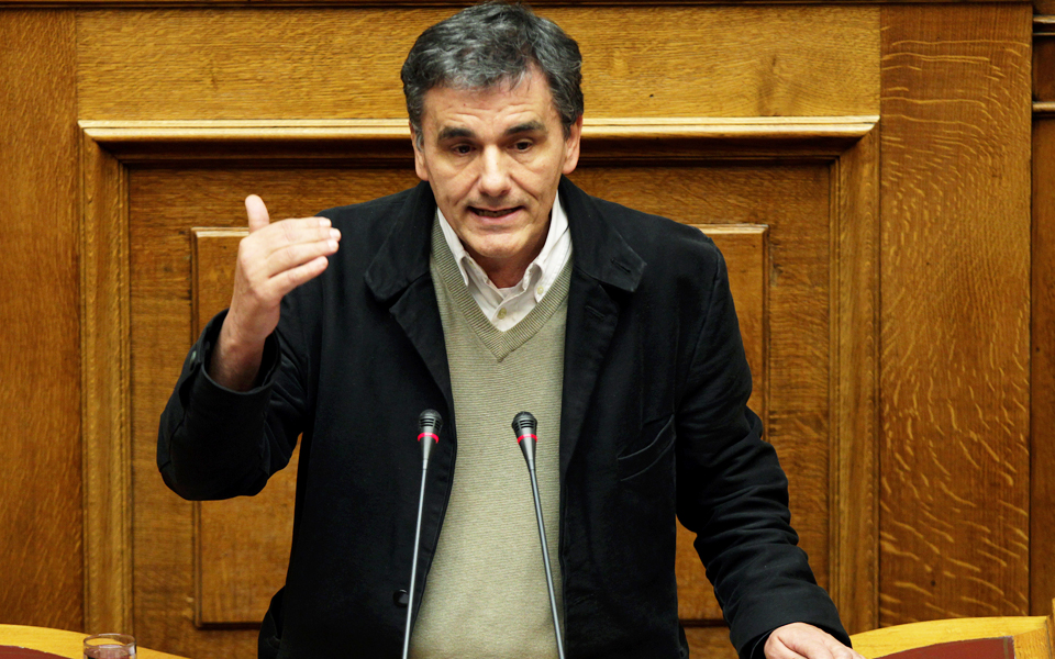 η-δύσκολη-σχέση-της-κυβέρνησης-με-το-2067946