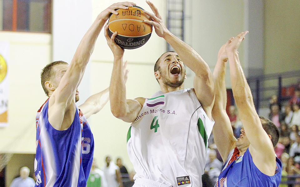 στη-κόψη-του-ξυραφιού-η-παραμονή-2070513