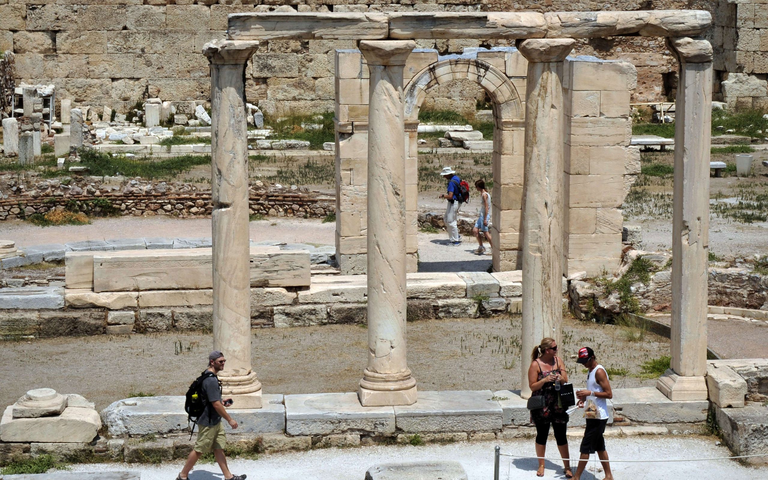 στα-17-δισ-ευρώ-η-άμεση-συμβολή-του-τουρι-2067067