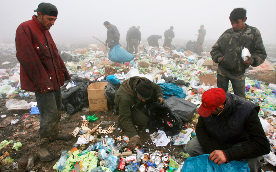 βροχή-τα-αιτήματα-για-άσυλο-στην-ουγ-2068496