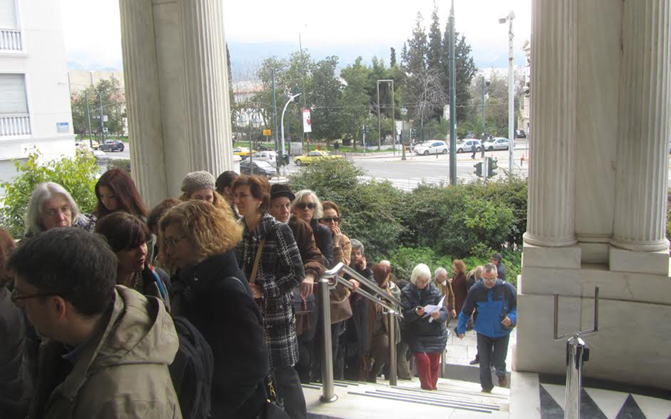 θεματικές-εκθέσεις-οι-ουρές-δείχνουν-2068899