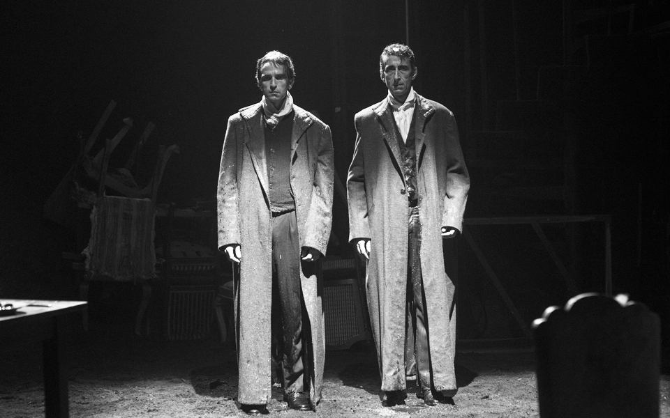 στον-σωσία-δοκιμάζονται-οι-θεατές-α-2066596