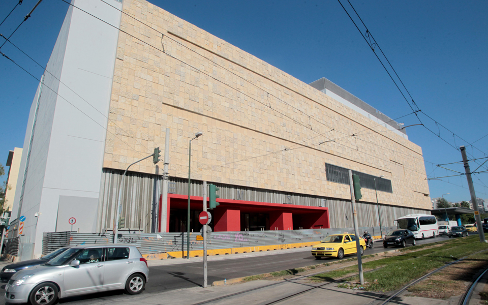 εμστ-τα-εγκαίνια-όλο-και-ξεμακραίνουν-2068269