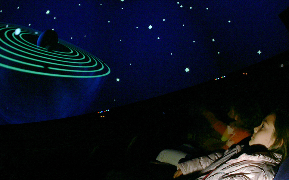 qa-ημισφαίρια-στο-διάστημα-2070785