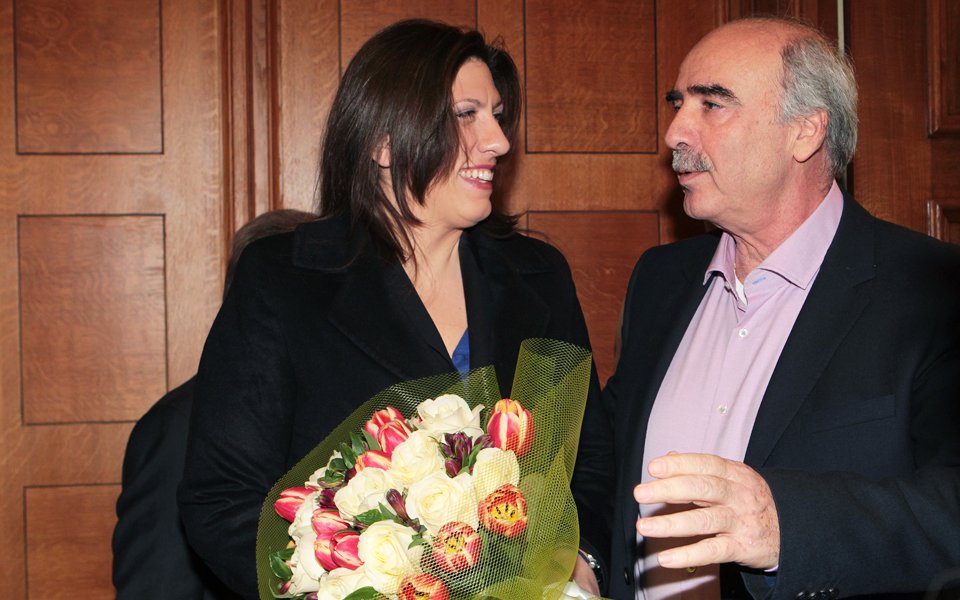 το-πέρασμα-από-τα-λουλούδια-στις-εντάσ-2070444