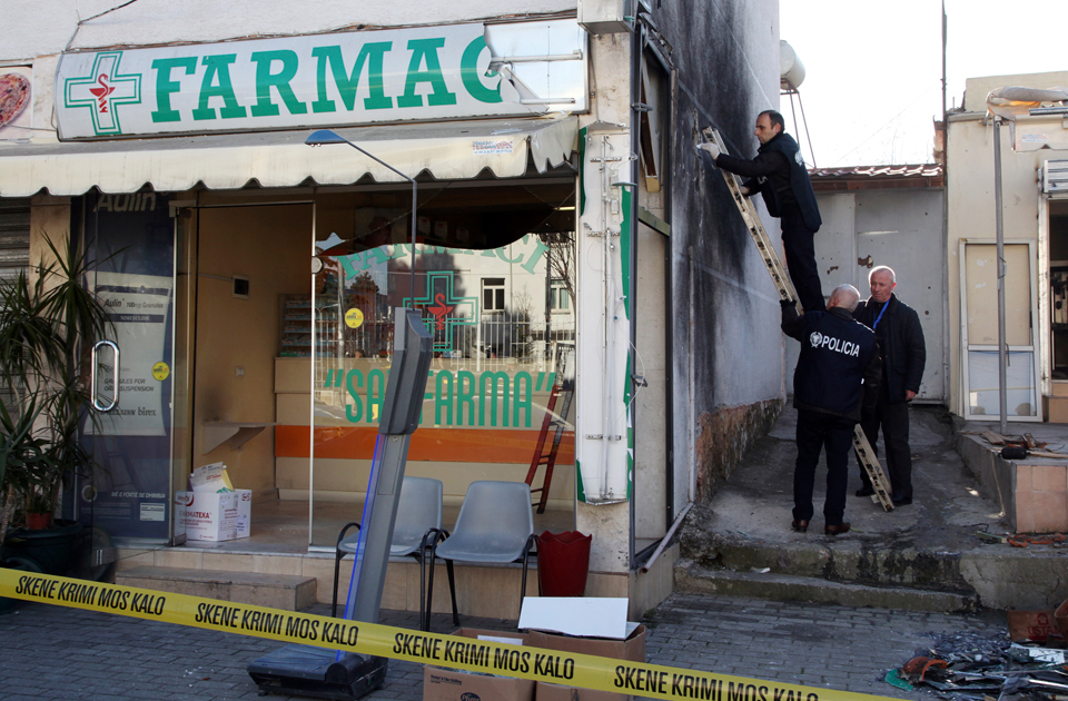 αλβανία-στόχος-επίθεσης-η-οικογένεια-2067828