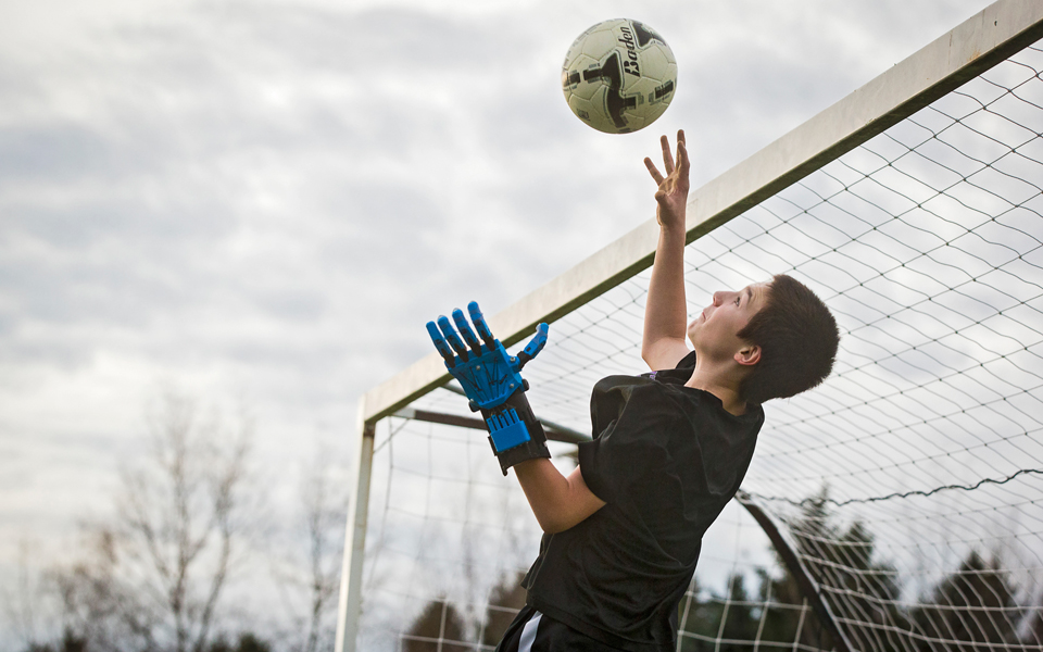 τεχνητά-μέλη-κάνουν-τα-παιδιά-υπερήρ-2069081