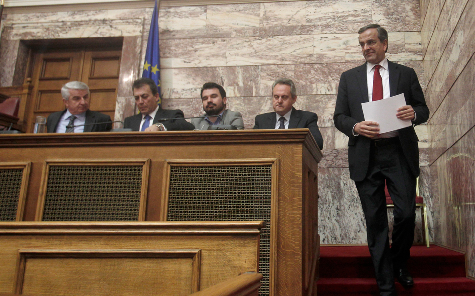 ο-σαμαράς-οι-δελφίνοι-και-η-διαχείρι-2067490