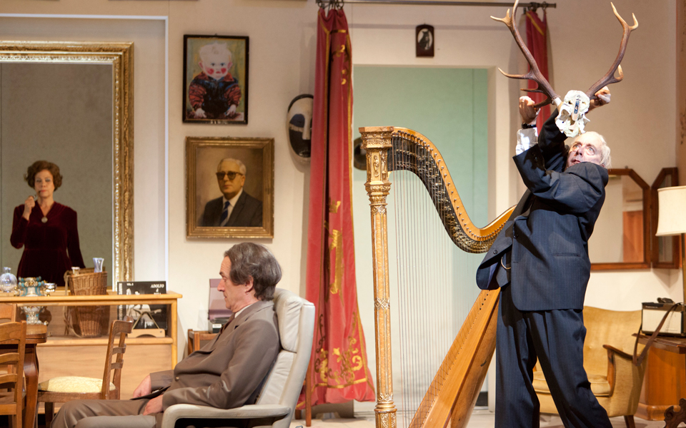 τι-μπορεί-να-κρύβει-το-κέλυφος-των-ευτυ-2068966