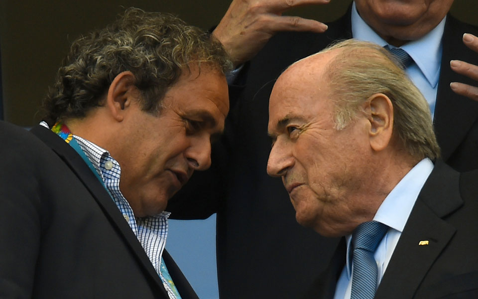 φουντώνει-η-προεκλογική-μάχη-για-τη-fifa-2072801