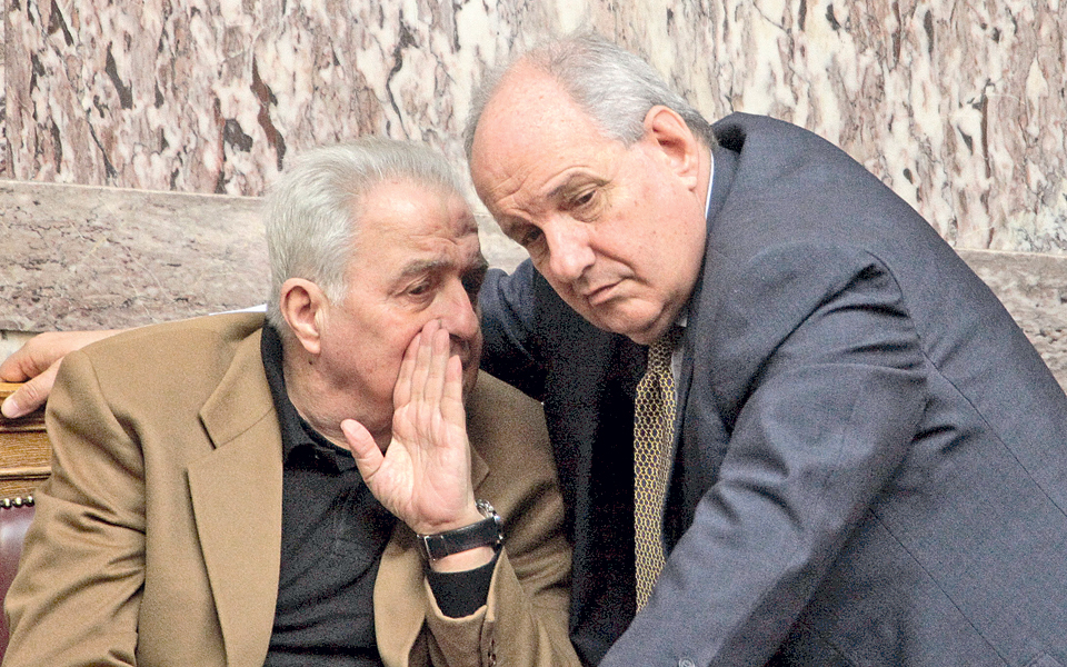 ο-βουλευτής-διαμαντόπουλος-και-η-γοητ-2073835