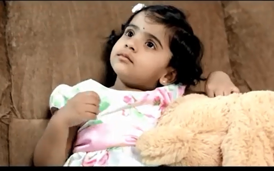 h-ζωή-μέσα-από-τα-μάτια-μιας-γυναίκας-2071721