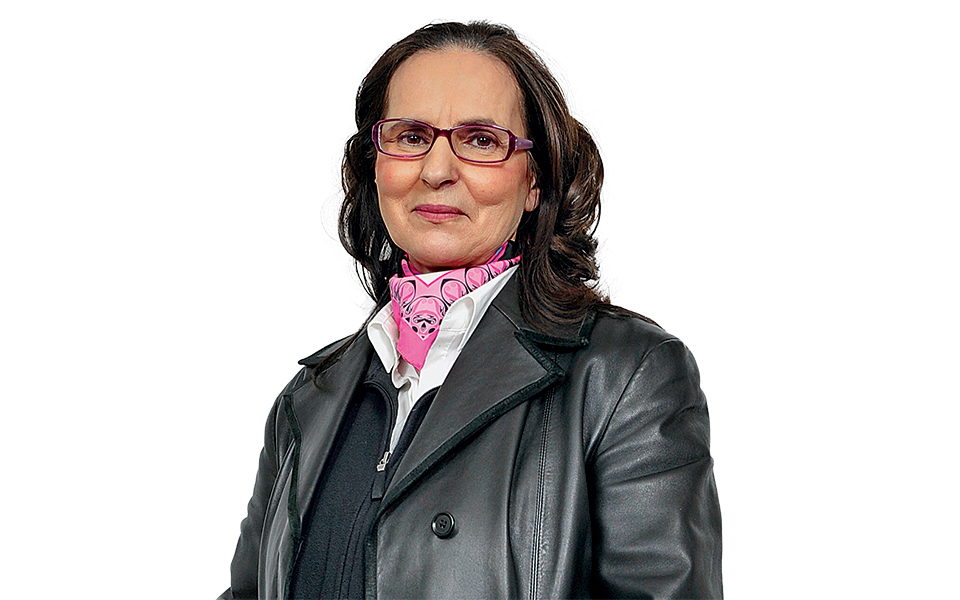 γεωργία-καραμήτρου-μεντεσίδη-εσωσε-τ-2073330