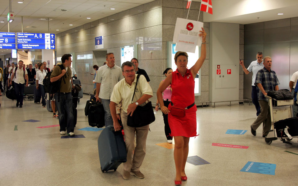 αύξηση-20-εμφανίζουν-οι-αφίξεις-τουριστ-2075324