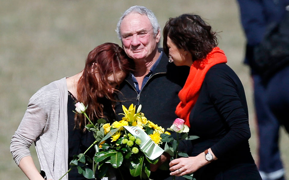 δραματικές-στιγμές-στο-μοιραίο-αεροσ-2075739