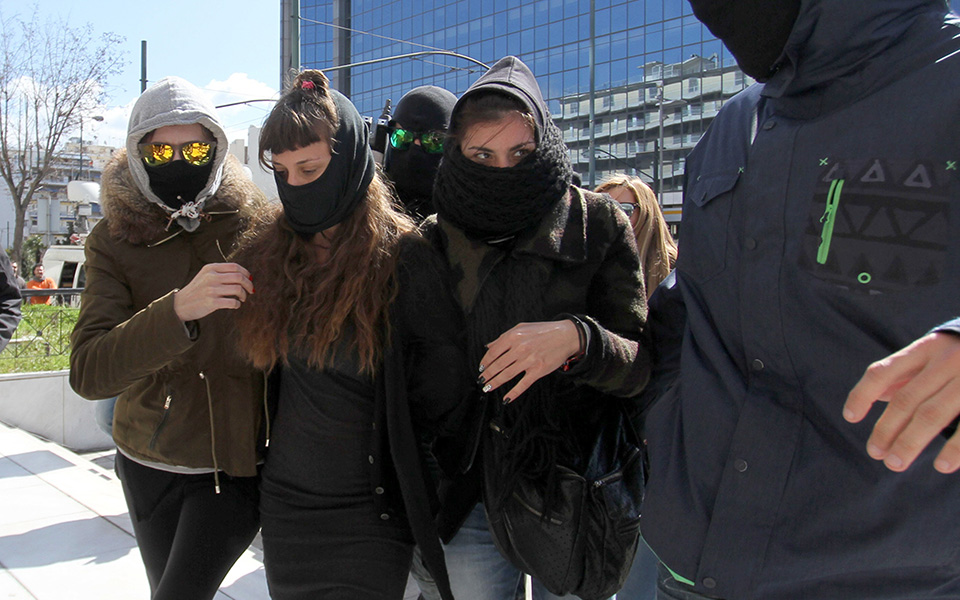 προφυλακιστέοι-οι-φερόμενοι-ως-συνερ-2071436