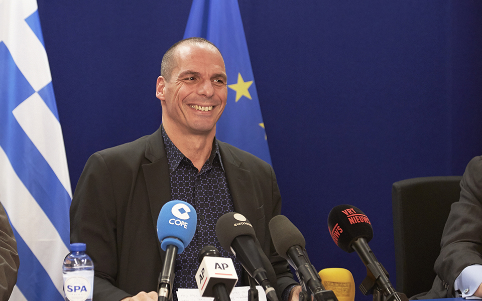 η-διαμάχη-για-το-ελληνικό-πρόγραμμα-έφ-2072770