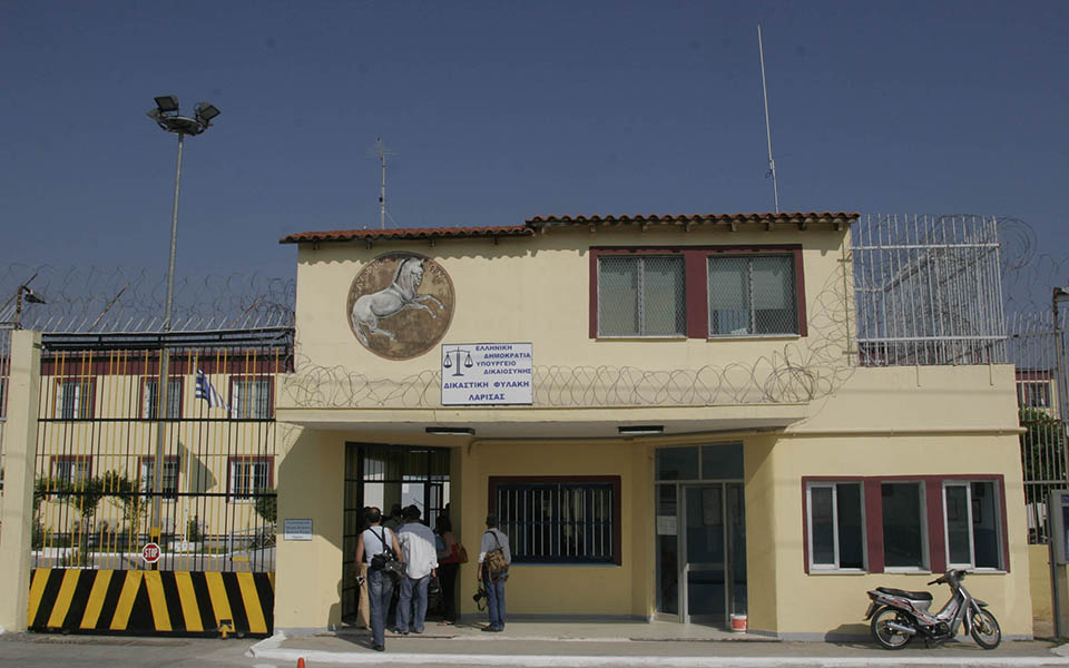 σύλληψη-ανδρών-επειδή-προσπάθησαν-να-2073846