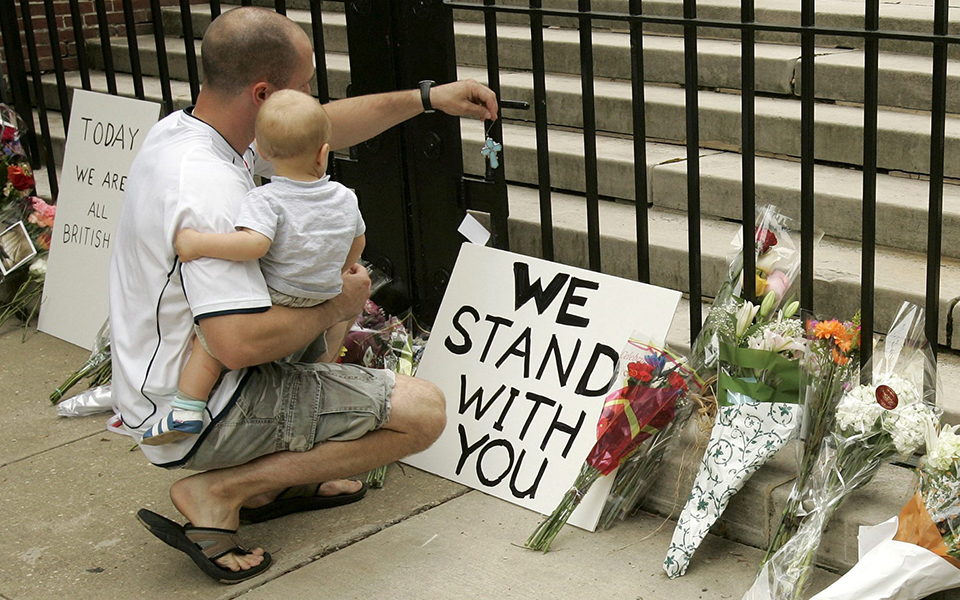 ηπα-αστυνομικός-σκότωσε-πολίτη-στην-ο-2072701