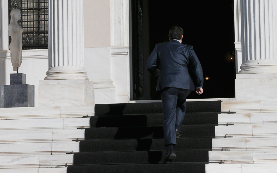 μια-παράσταση-με-τον-τζόνη-πανούση-2071425