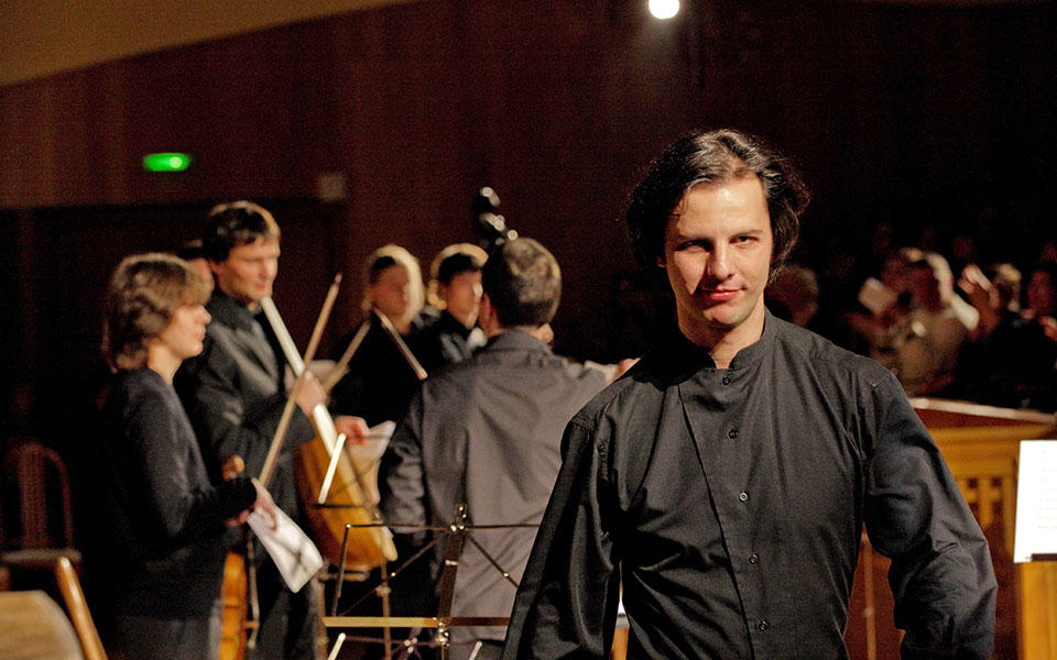 θ-κουρεντζής-ο-έρωτας-είναι-μια-επιδη-2072894