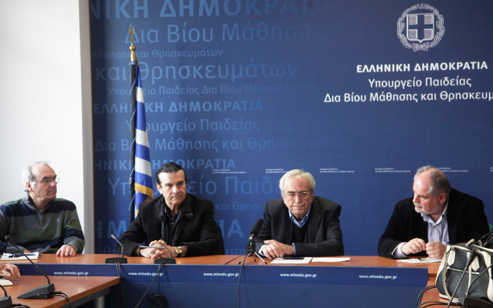 υπουργός-εναντίον-αναπληρωτή-με-θύμα-2071025