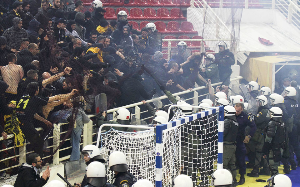 εθνική-και-βία-2075797