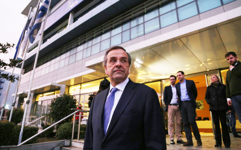 την-τακτική-σκληρού-ροκ-υιοθετεί-η-ν-2073032