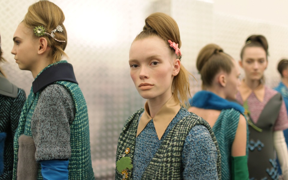 the-new-updo-μια-ξεχωριστή-πρόταση-για-τα-μαλλιά-2072141