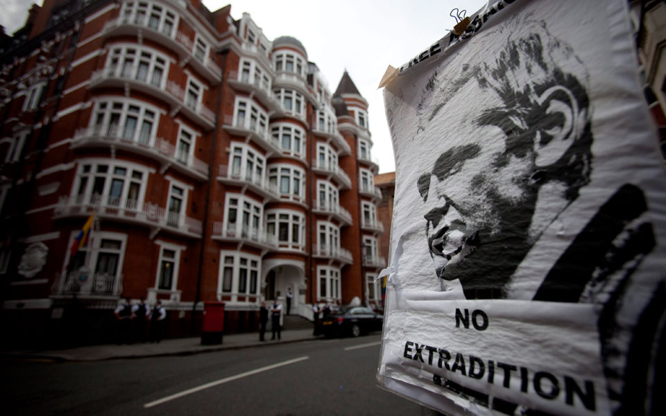 θα-καταθέσει-ο-τζ-ασάντζ-2073012