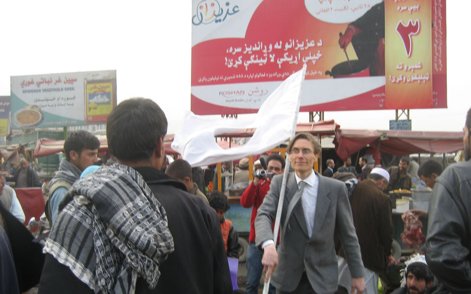 αν-δεν-είσαι-κανένας-ίσως-γίνεις-ο-καθ-2073862