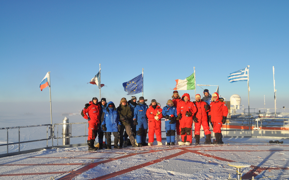 ιατρική-έρευνα-σε-συνθήκες-διαστήματ-2071796
