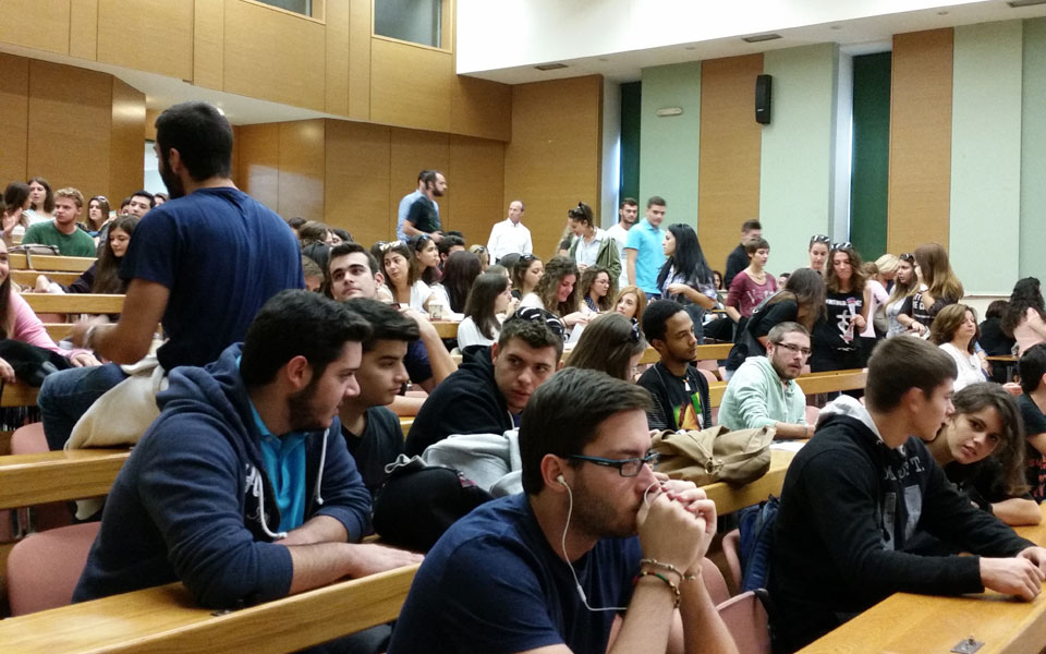 κατάργηση-αγγλόφωνων-τμημάτων-2079590