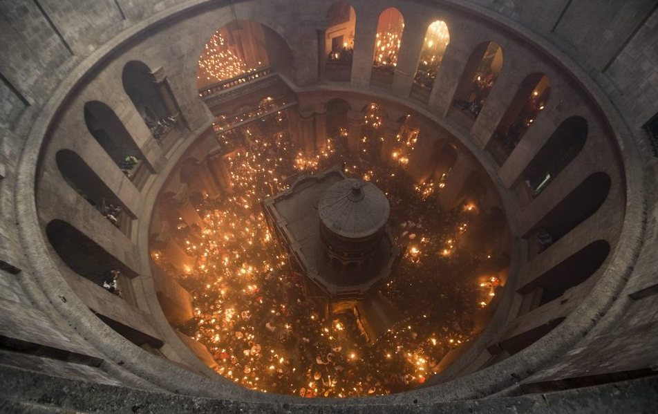 έφτασε-στην-ελλάδα-το-άγιο-φως-2077782