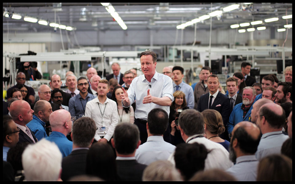 ως-σωτήρας-εμφανίζεται-ο-κάμερον-2080457