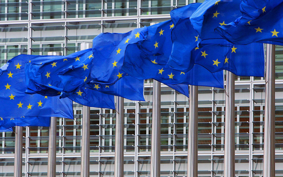 πολυμελής-ελληνική-αποστολή-στις-βρυ-2080704