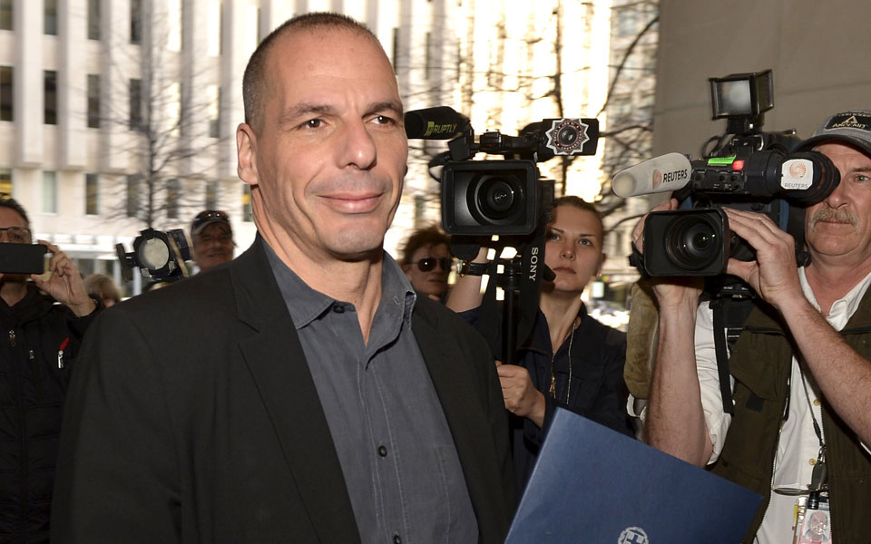 αναζητούνται-επαφές-στο-περιθώριο-συ-2077242