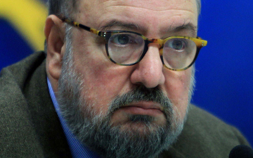 μπαλάκι-οι-ευθύνες-για-τη-μεγάλη-καθυσ-2076200