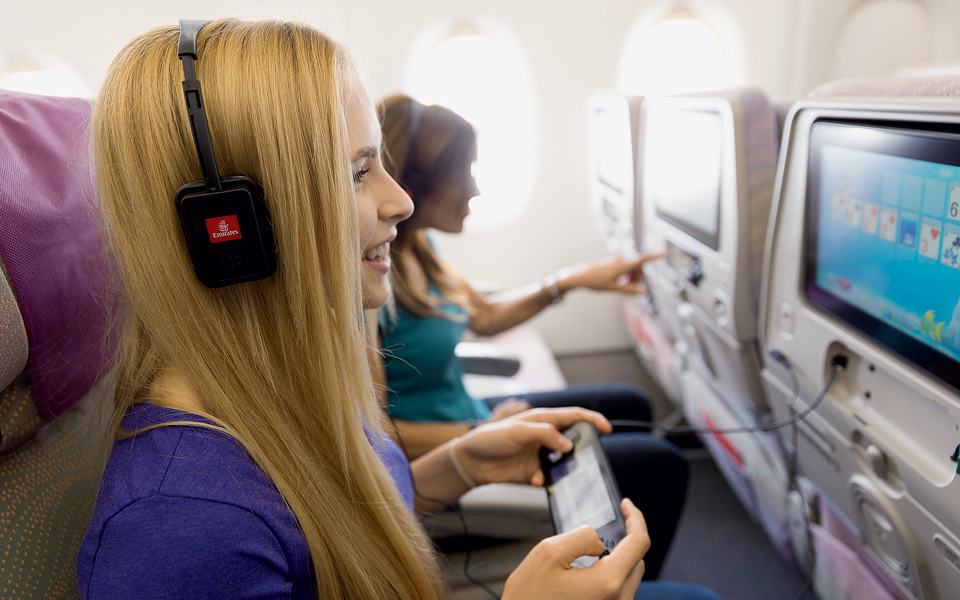 emirates-αναβαθμίζει-τον-ακουστικό-εξοπλισμ-2080763