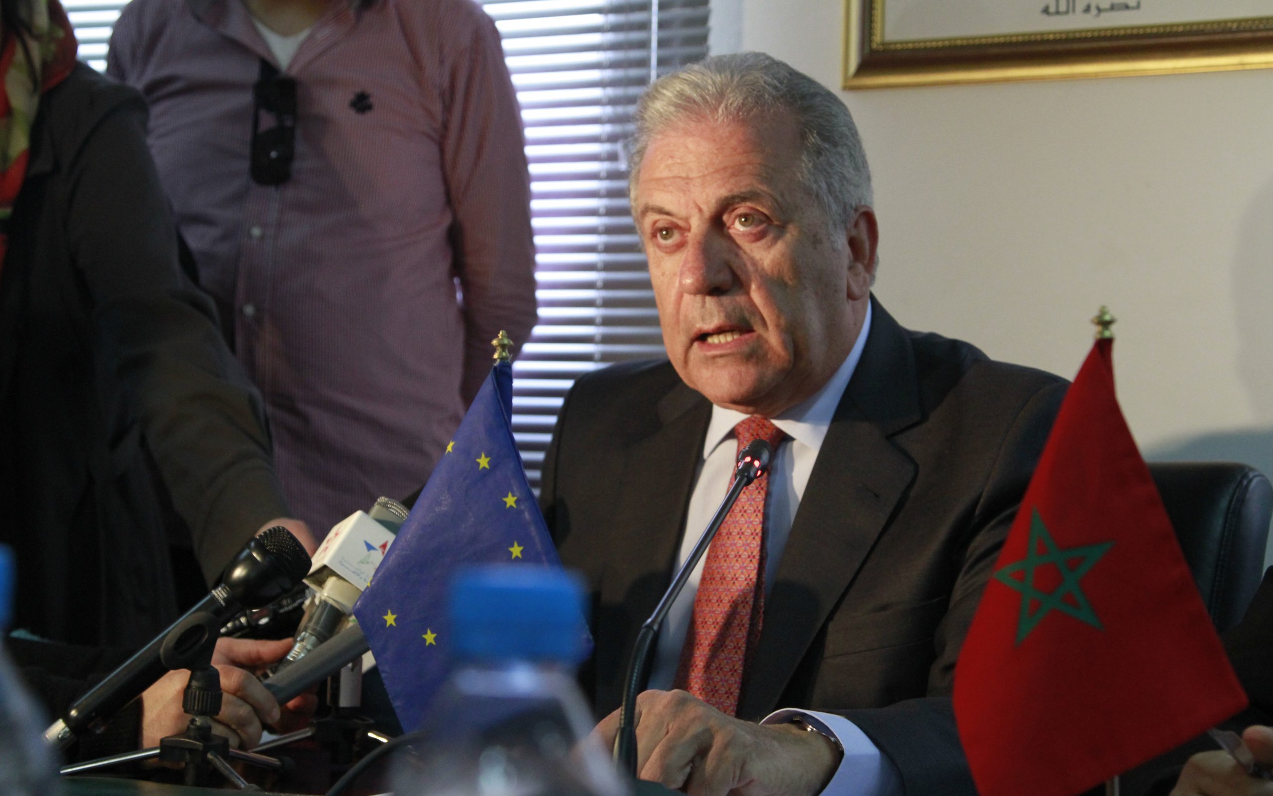 αβραμόπουλος-να-αναλάβουν-περισσότε-2078544