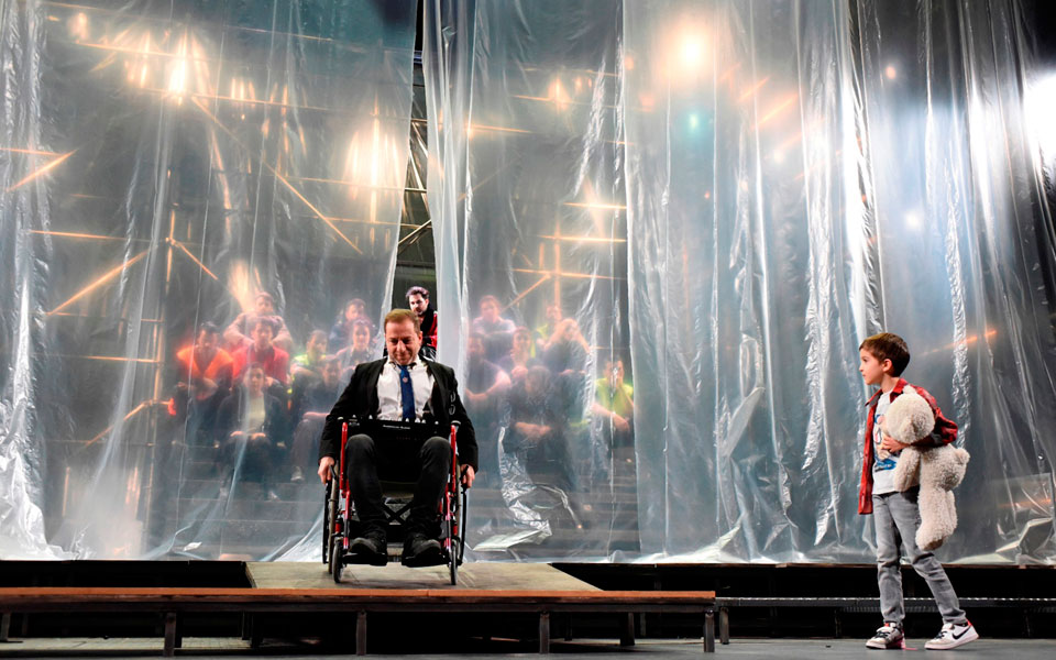 η-γεμάτη-μεταπασχαλινή-θεατρική-αθήν-2078167