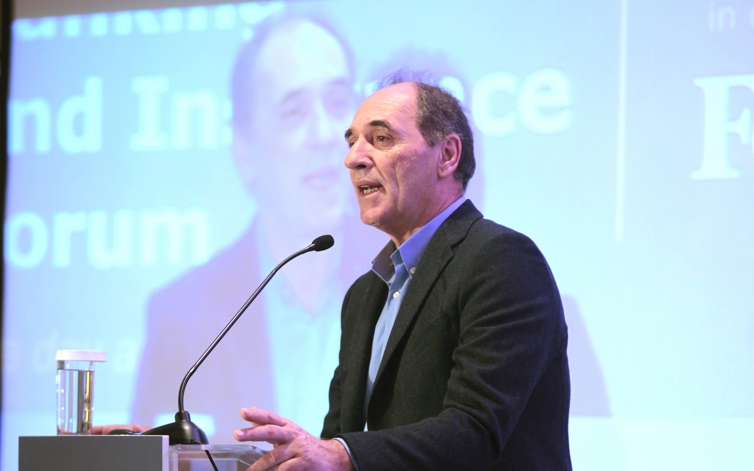 σταθάκης-τέλος-στη-λειτουργία-των-κατ-2075953