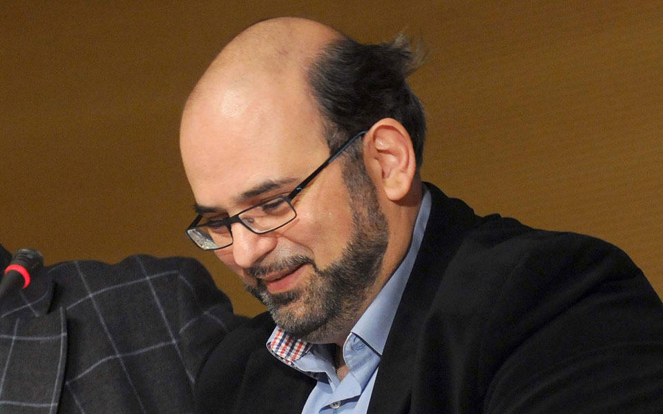 συγκινητικό-σύγχρονο-κοντσέρτο-για-τ-2077255