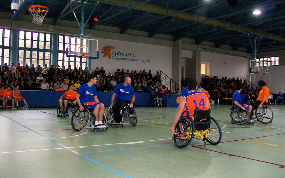 μαθήματα-ζωής-και-ισότητας-μέσα-από-το-2077612