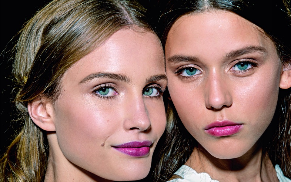 ζεστές-πινελιές-τα-νέα-ρουζ-που-διεκδι-2076542