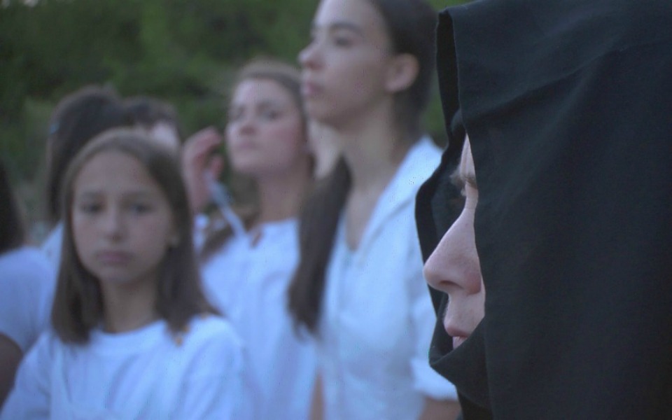 μάνα-tο-ντοκιμαντέρ-της-βάλερυ-κοντά-2080565