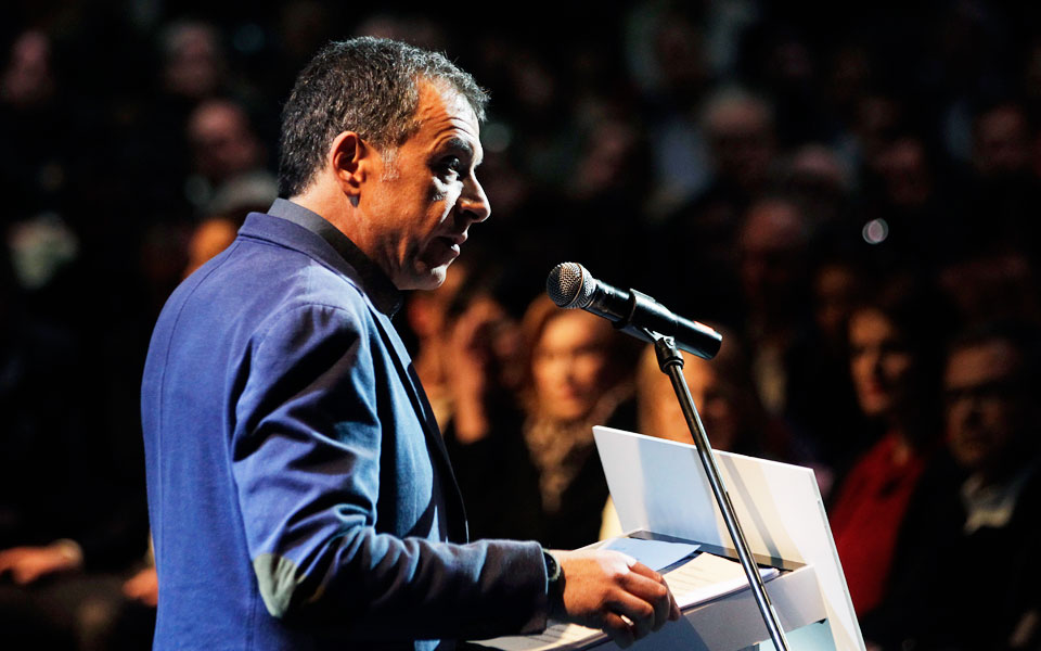 οχι-σε-στήριξη-άνευ-όρων-2075963