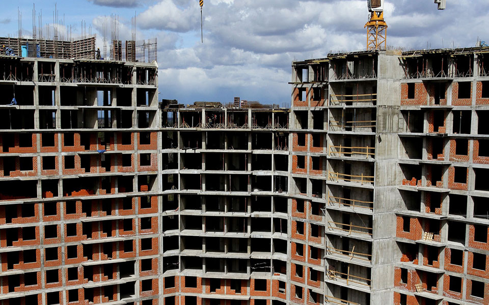 υποτίμηση-ρουβλίου-και-δυτικές-κυρώσ-2079925